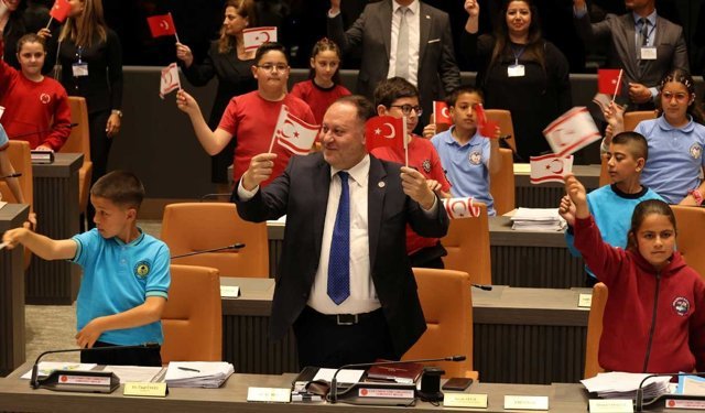 Temsili Meclis, “Çocuk Hakları” gündemiyle toplandı