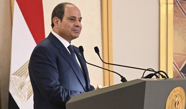 Sisi Güney Kıbrıs'ta konuştu: Bölgesel krizlerin çözümünde tek yol siyasi süreç