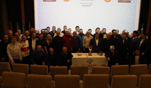 Cumhuriyet Meclisi Futbol Takımı Antalya’da