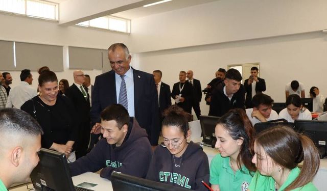 Çavuşoğlu: Ülkeye her yıl bir meslek lisesi kazandıracağız