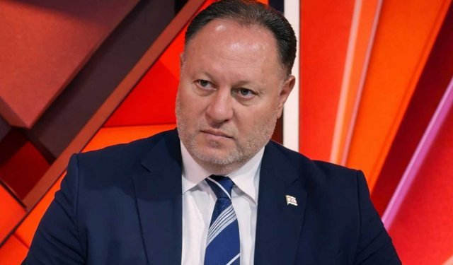 Öztürkler’den TRT’ye kutlama mesajı