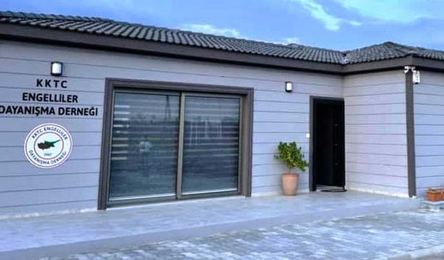 Engelliler Dayanışma Derneği’nden 170 çocuğa bayramlık kıyafet desteği