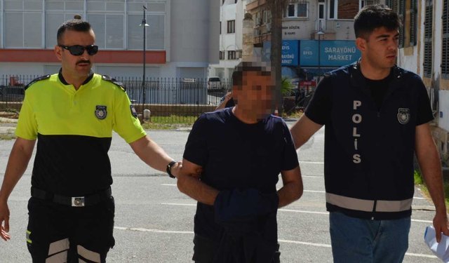 209 Bin Dolarlık Telefonu Beyan Etmedi: 5 Gün Tutukluluk