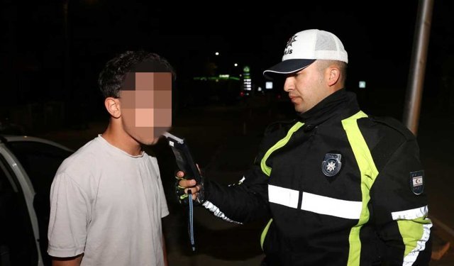 Hız, alkol, ehliyetsiz...275 Sürücüye İşlem, 32 Araç Trafikten Men Edildi
