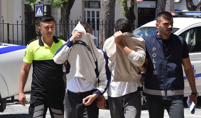 Sigara paketinin içinde uyuşturucu bulundu