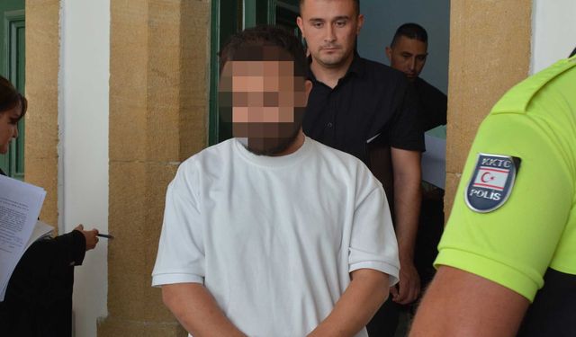 Müşteriden Aldığı 2 Bin Doları Şirkete Teslim Etmedi