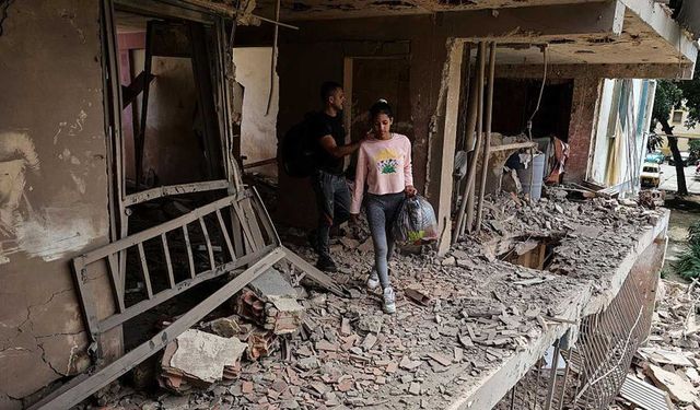 Depremler Venezuela'yı yıktı: 50 binden fazla kişi enkaz altında