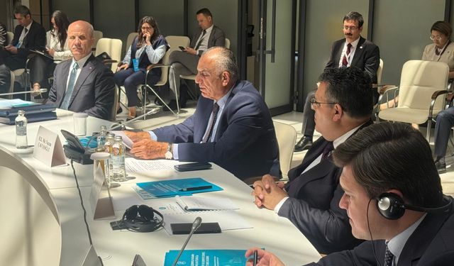 Çavuşoğlu, Türkistan'da "Türk Akademisi 8. Bilim Konseyi Toplantısı"na katıldı