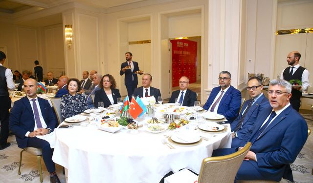 Dünya Türk İş Konseyi, iş insanları ve devlet yetkililerini Bakü’de buluşturdu