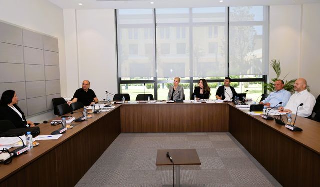 Ekonomi, Maliye, Bütçe ve Plan Komitesi üç yasa tasarısını görüştü