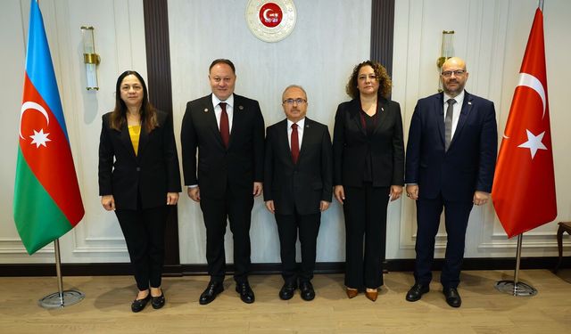 Öztürkler, Bakü’de Türkiye Büyükelçiliği ve KKTC Temsilciliği’ni ziyaret etti