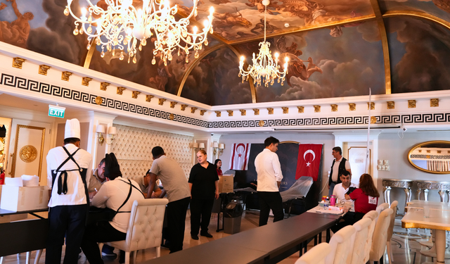 Les Ambassadeurs Hotel & Casıno’da kan bağışı gününe yoğun ilgi