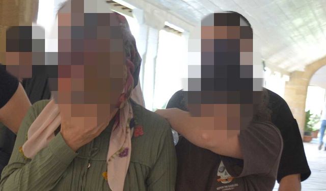 Düşürülen Banka Kartını Bulup Alışverişe Çıktılar