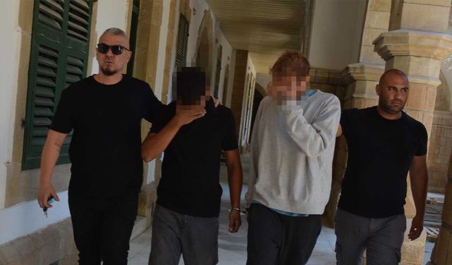 10 Bin TL'ye Uyuşturuculu Kağıt Aldıklarını İtiraf Ettiler!