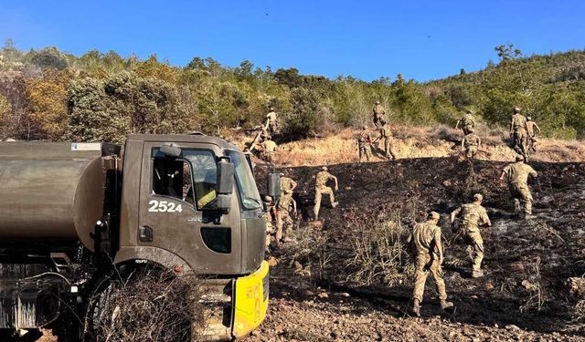 Mevlevi Bölgesinde Yangın: Çok Sayıda Ekip Müdahale Etti