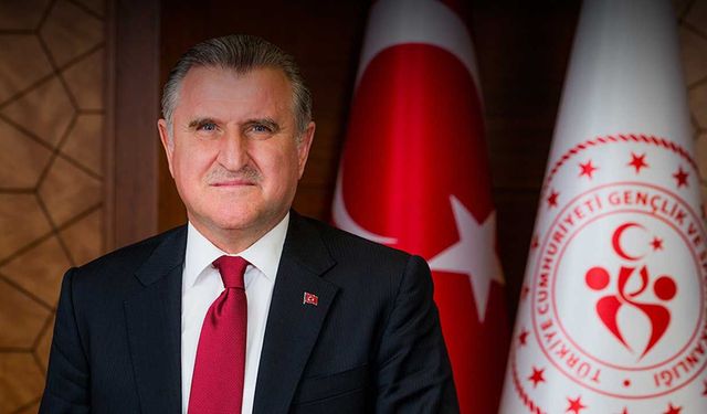Osman Aşkın Bak: KKTC’yi Gururla Temsil Ettiler