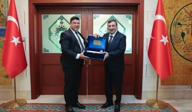 Kılıç, Yılmaz’ı ziyaret etti: Yapay zekanın eğitimdeki yeri konuşuldu