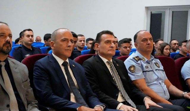 Cezaevi personeline yangınla mücadele eğitimi sertifikaları verildi