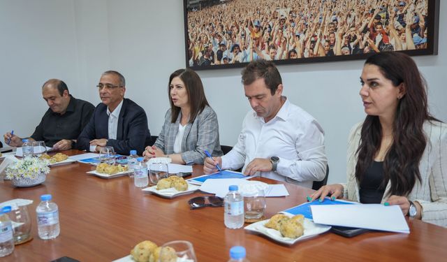 İncirli: Hayat pahalılığıyla mücadele ülkenin önündeki en önemli başlıklardan biri olacak