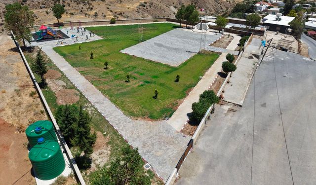 Gülden Kasım Çocuk Parkı’nda yenileme çalışmaları başlatıldı