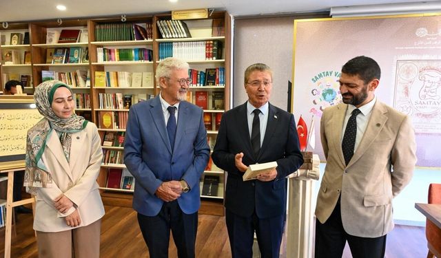Ata Atun’un "Kıbrıs Siyasetine Akademik Bakış" Serisinin 18. Cildi Tanıtıldı