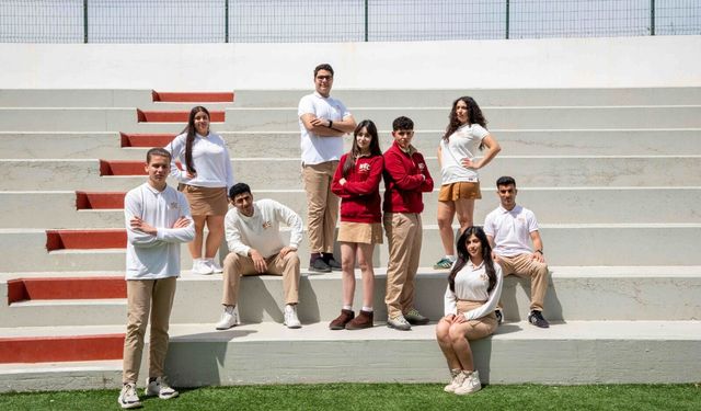 Yakın Doğu Yeniboğaziçi Koleji Öğrencilerinden IELTS’te Uluslararası Başarı!