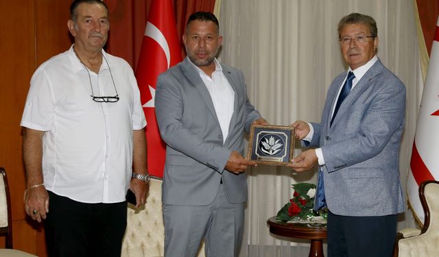 Üreticiden Başbakan Üstel'e teşekkür ziyareti