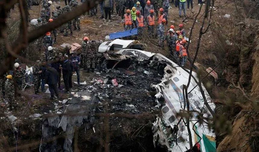 Pilot karı koca farklı uçak kazalarında hayatını kaybetti