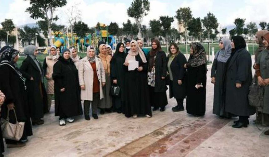 Kıbrıs Anneleri Sivil İnisiyatifi'nden Ünsal'a destek