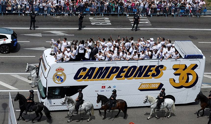 Madrid'de şampiyonluk şöleni: Arda Güler bir ilki yaşadı