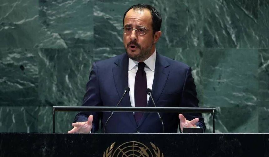 Hristodulidis: İngiliz Üslerinin Statüsü Konusunda Hiçbir İhtimali Dışlamıyoruz