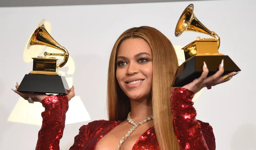 ABD'li şarkıcı Beyoncé, en prestijli üniversitelerden birinde 'ders' olarak işlenecek