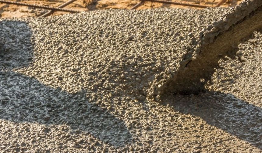 Glapsides Plajı bölgesinde izinsiz beton döken şahıs tutuklandı