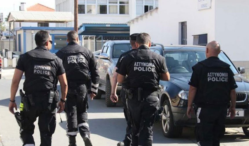 Rum Polisinden Gece Operasyonu: 5 Tutuklama, Çok Sayıda Denetim