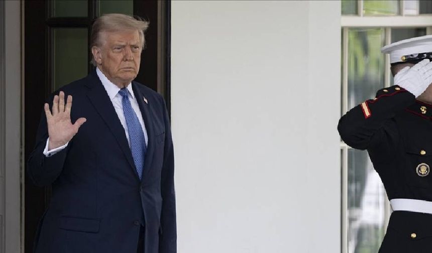 Trump: Hem ülkeyi hem dünyayı yönetiyorum