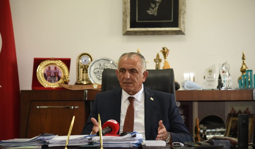 Çavuşoğlu: Öğretmenler Sınav Tüzüğü'ndeki düzenleme, eşitsizliği önlemek adınadır