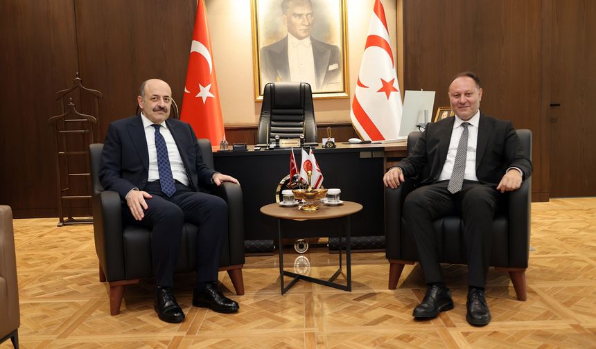 Öztürkler, Prof. Dr. Saraç’ı kabul etti