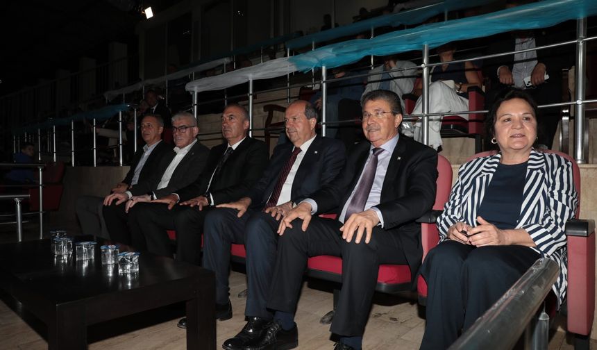 Başbakan Üstel, Lefke Türk Spor Kulübü’nü tebrik etti