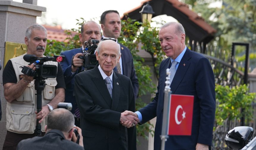 Erdoğan, MHP Genel Başkanı Bahçeli'yi ziyaret etti