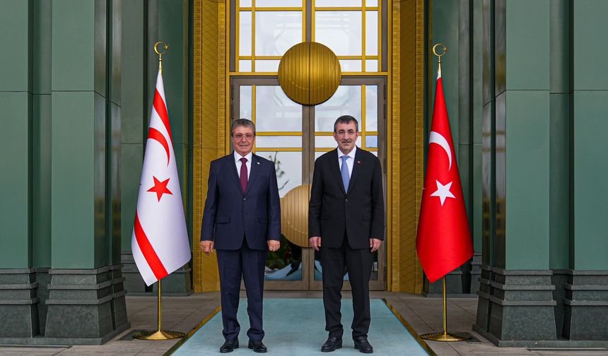 Başbakan Üstel, Yılmaz ile bir araya geldi