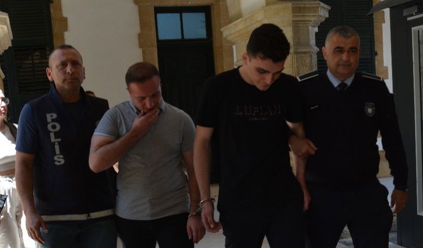 Sahte doktorlar cezaevine gönderildi
