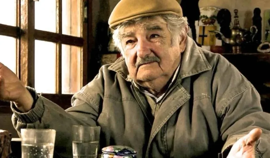 Dünyanın en yoksul başkanı Jose Mujica yaşamını yitirdi