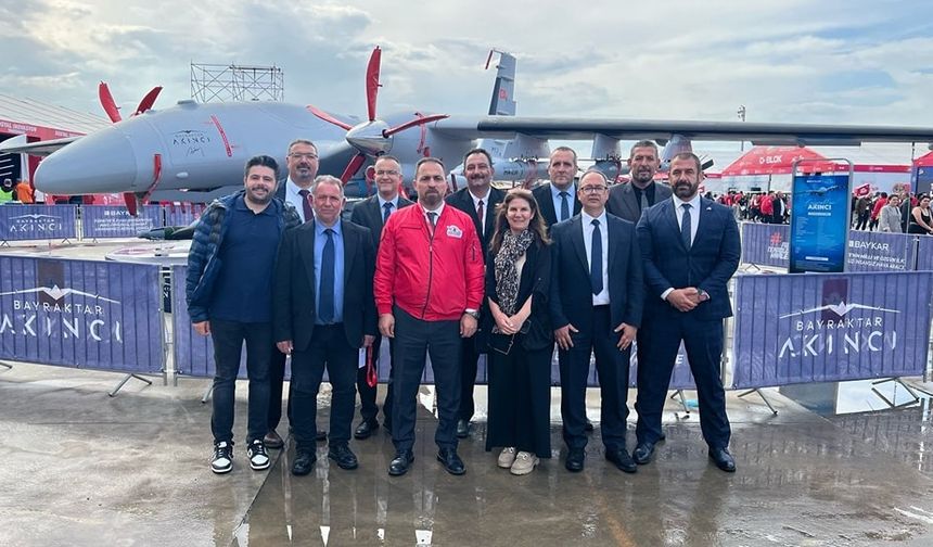 Bakan Çavuş, TEKNOFEST’i ziyaret etti