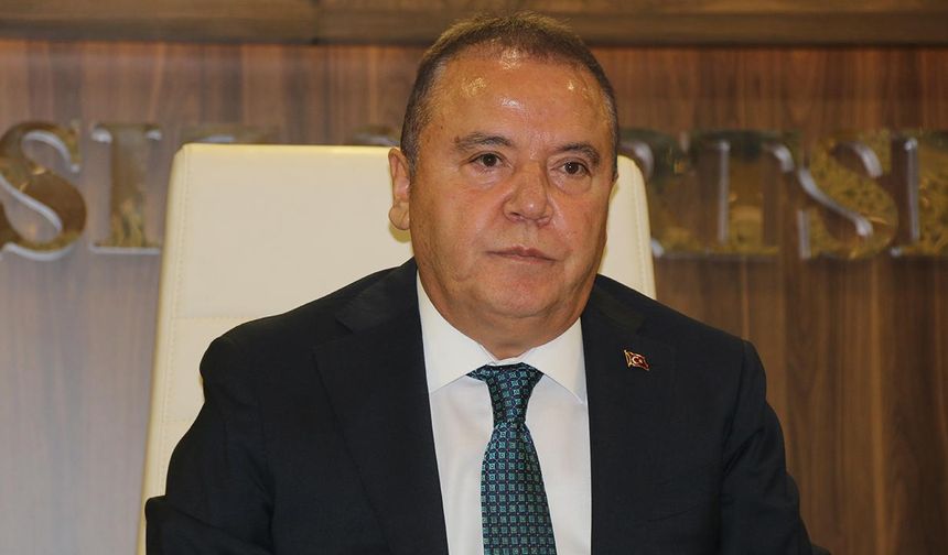 Antalya Büyükşehir Belediye Başkanı Muhittin Böcek tutuklandı