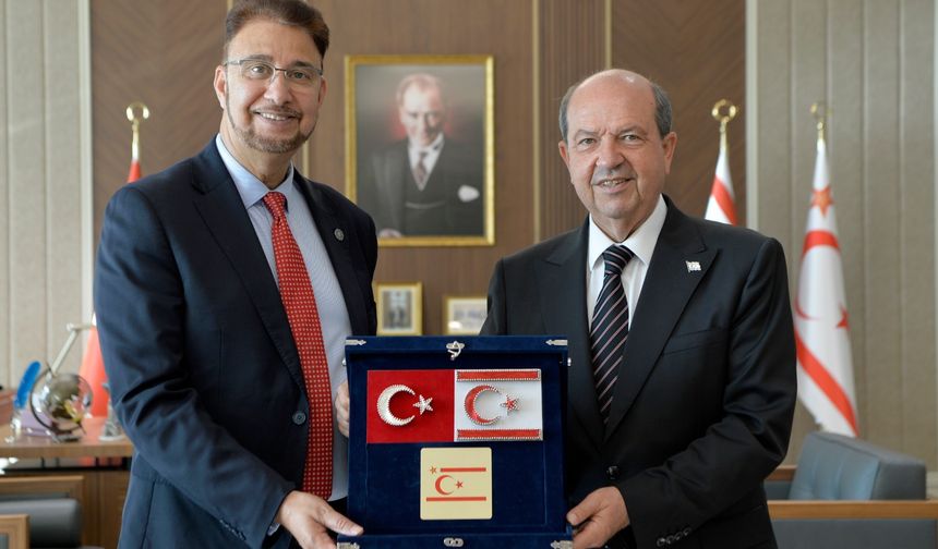 Cumhurbaşkanı Ersin Tatar, İngiltere Milletvekili Afzal Khan’ı kabul etti