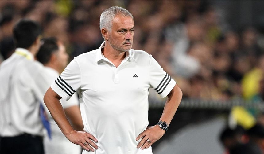 Portekizli teknik adam Jose Mourinho, "başladığı yere" döndü