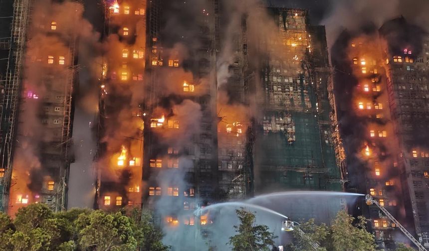 Hong Kong'da büyük yangın: 36 kişi öldü, 29 kişi yaralandı