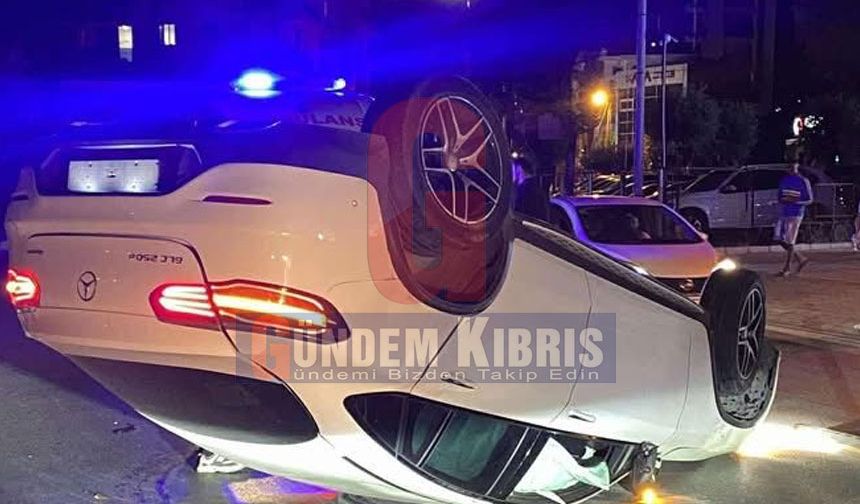 Girne’de Alkollü Sürücü Takla Attı, İki Kişi Yaralandı