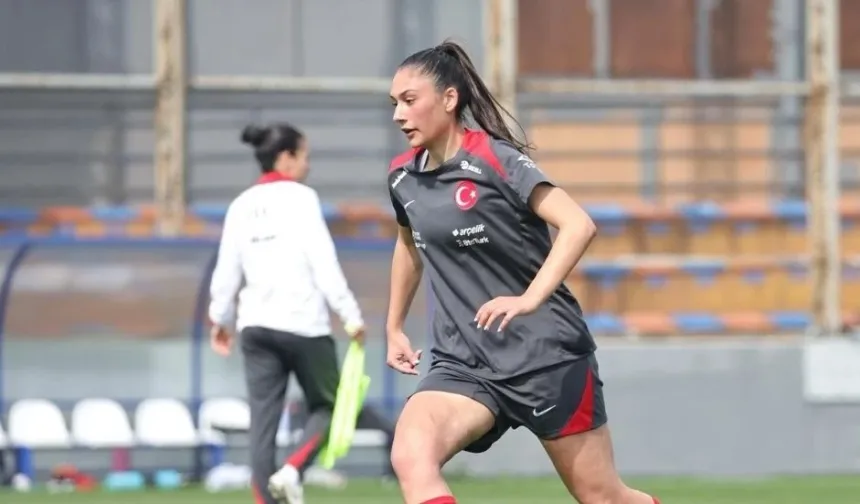Türkiye U23 Kadın Millî Takımı’na Kıbrıslı Türk Selin Cemal davet edildi