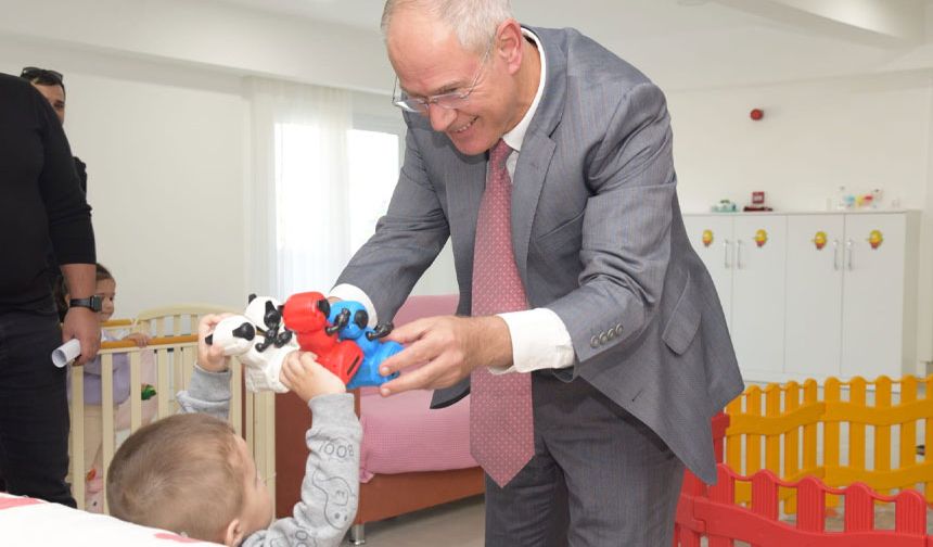 Hasipoğlu Tangül Ünal Çağıner Vakfı Sevgi Evleri’ni ziyaret etti